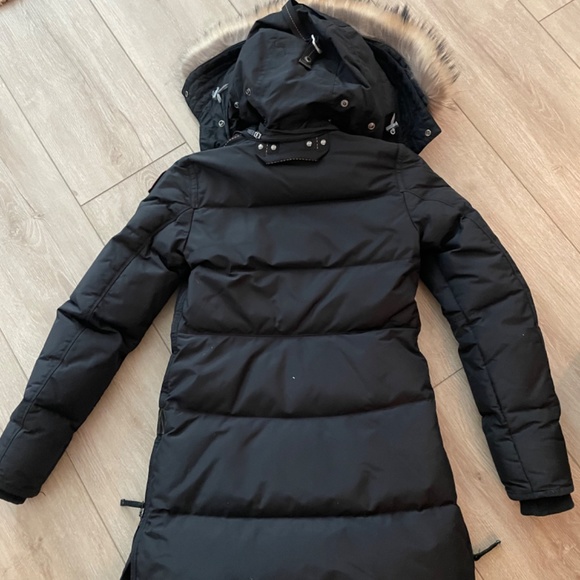 Women’s Winter Coat - Picture 5 of 5